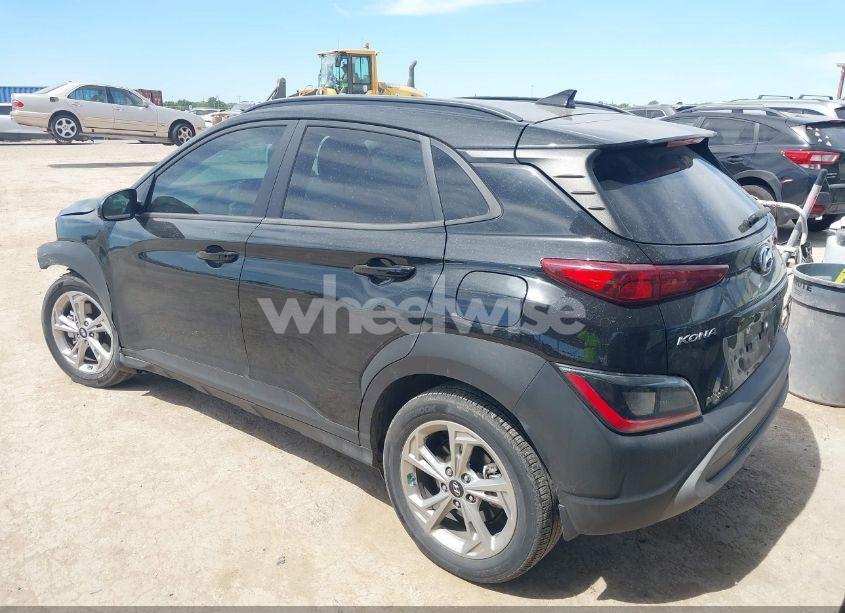 Photo 3 of 2022 Hyundai Kona SEL (VIN KM8K6CAB0NU892111)