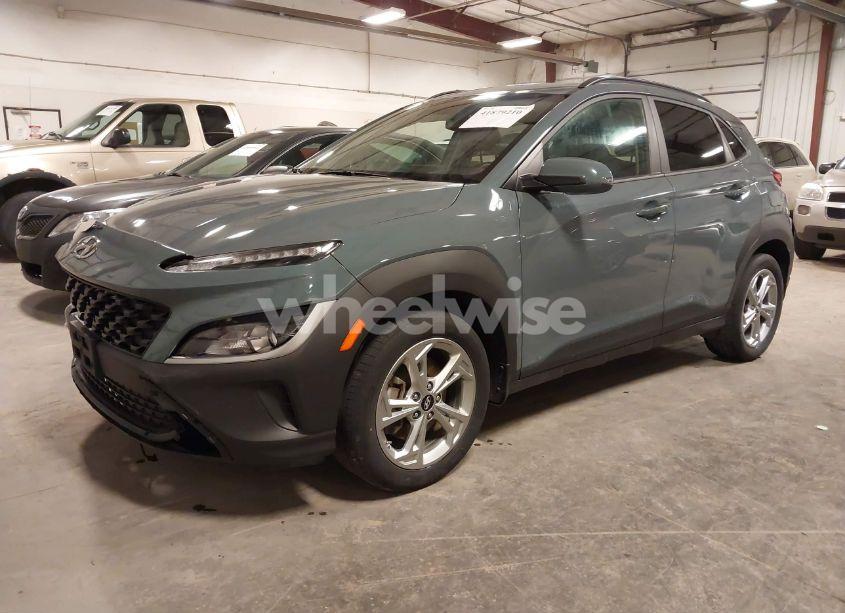 Photo 2 of 2022 Hyundai Kona SEL (VIN KM8K6CAB3NU890448)