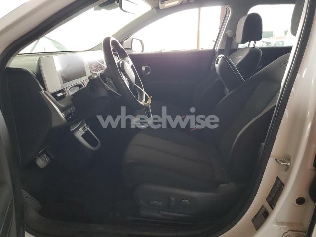 Photo 8 of 2024 HYUNDAI IONIQ 5 SEL (VIN KM8KN4DE0RU264439)