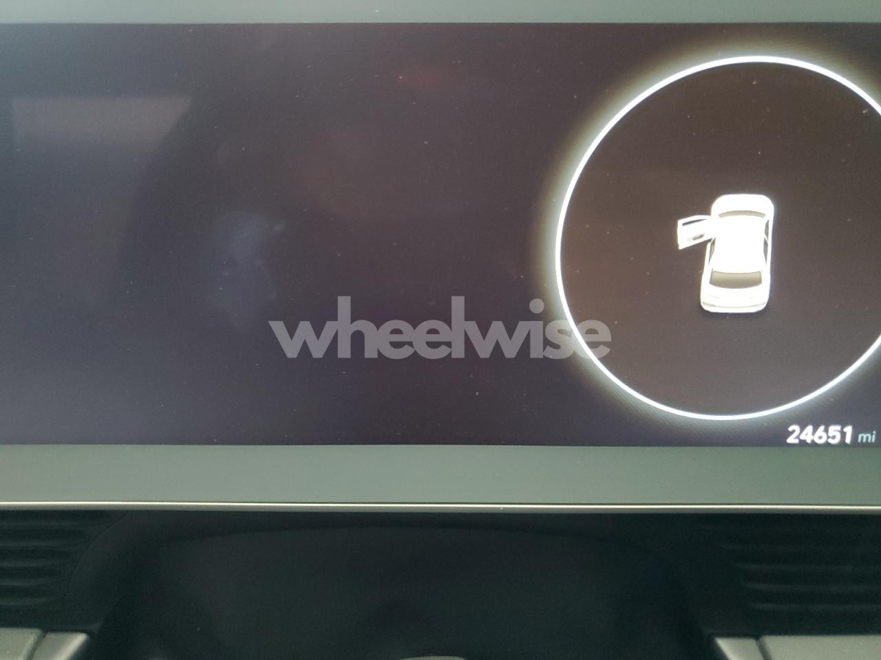 Photo 9 of 2024 HYUNDAI IONIQ 5 SEL (VIN KM8KNDDF4RU240332)