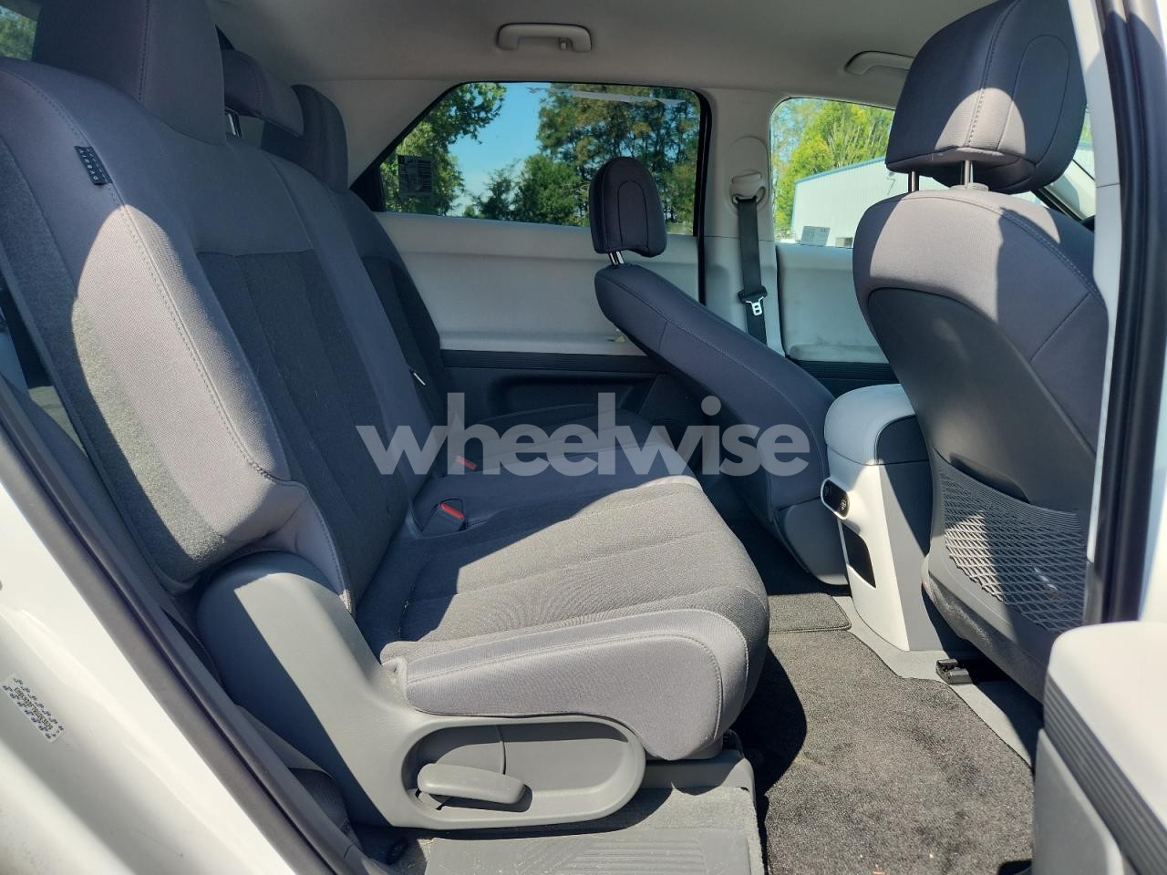 Photo 10 of 2024 HYUNDAI IONIQ 5 SEL (VIN KM8KNDDF7RU263829)