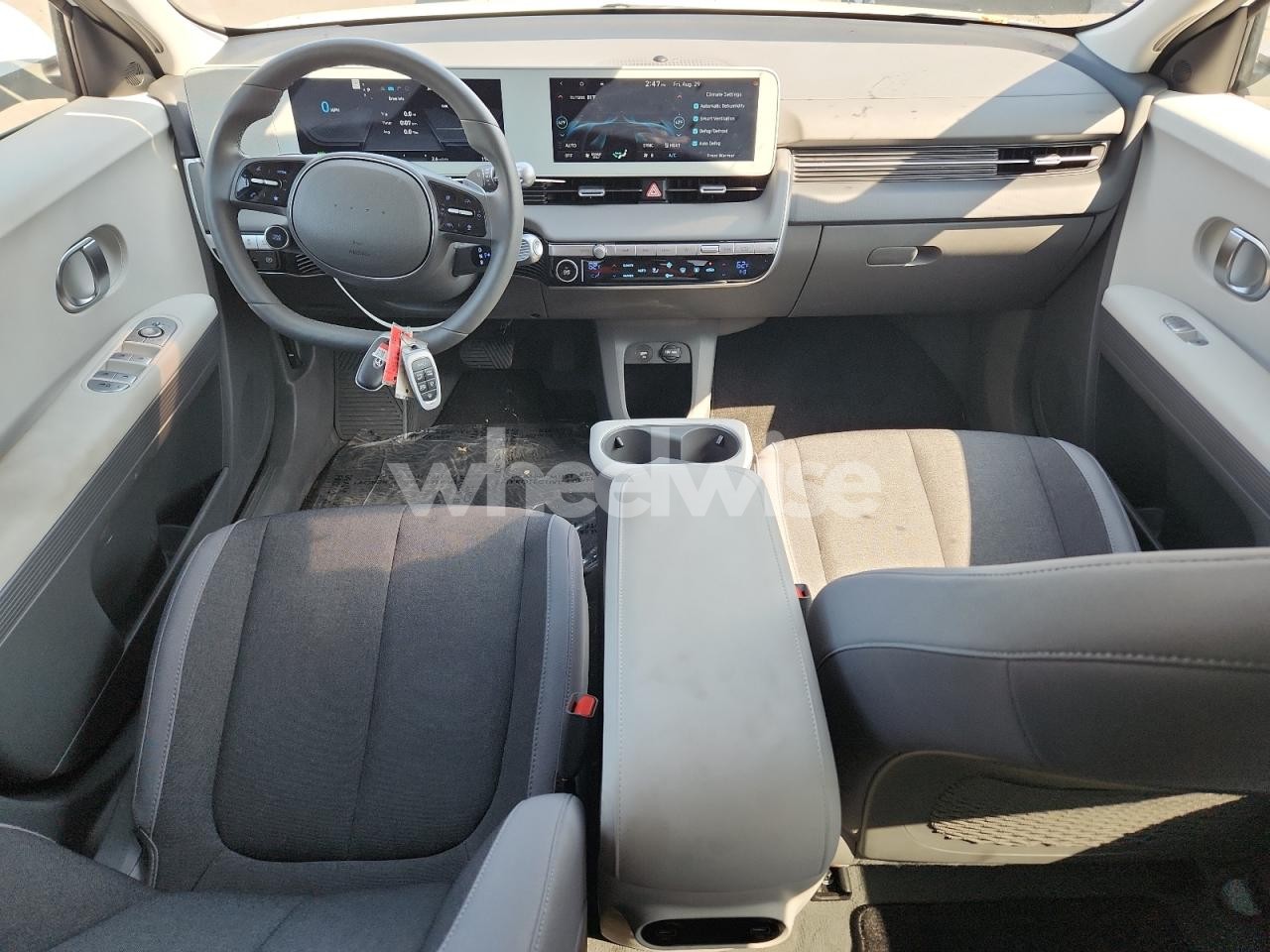 Photo 8 of 2024 HYUNDAI IONIQ 5 SEL (VIN KM8KNDDF7RU263829)