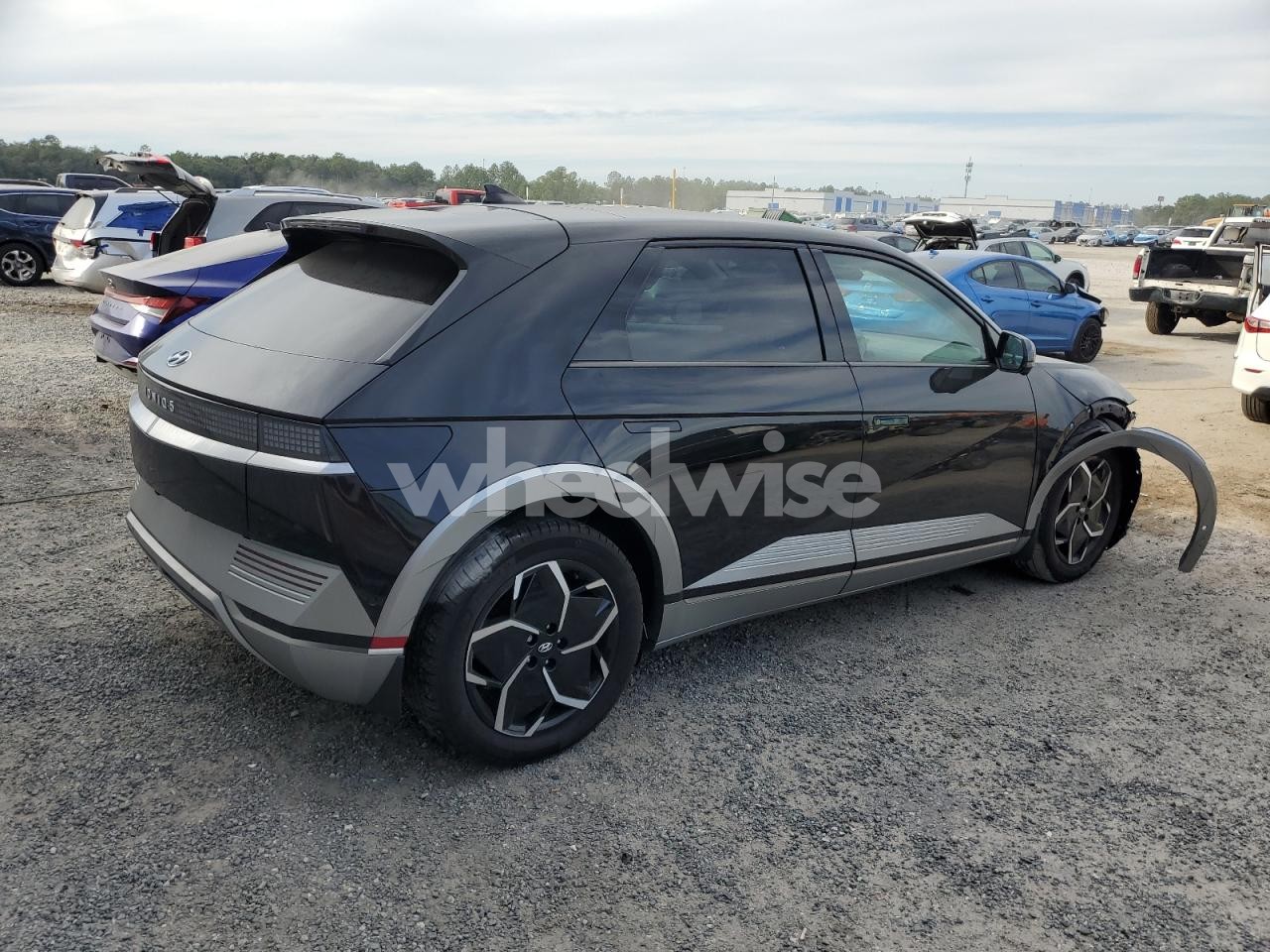 Photo 3 of 2023 HYUNDAI IONIQ 5 LIMITED (VIN KM8KR4AE4PU223298)