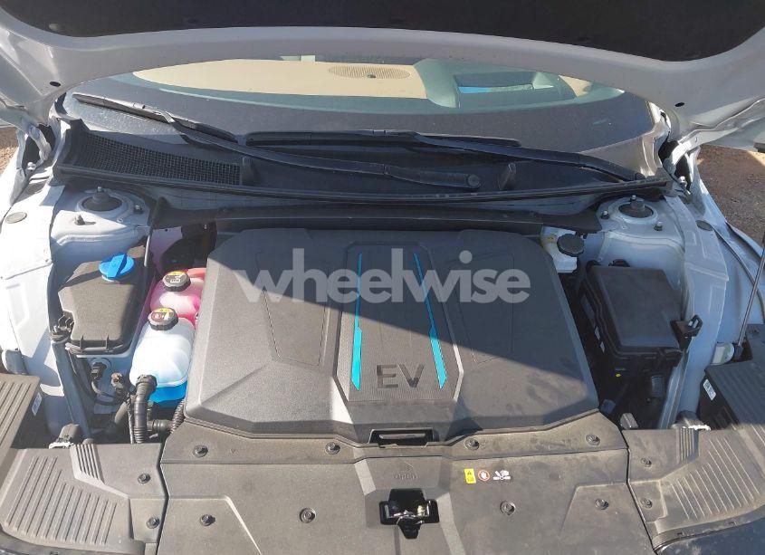 Photo 10 of 2024 Hyundai Ioniq 5 DISNEY100 PLATINUM EDITION (VIN KM8KRDDF1RU274815)