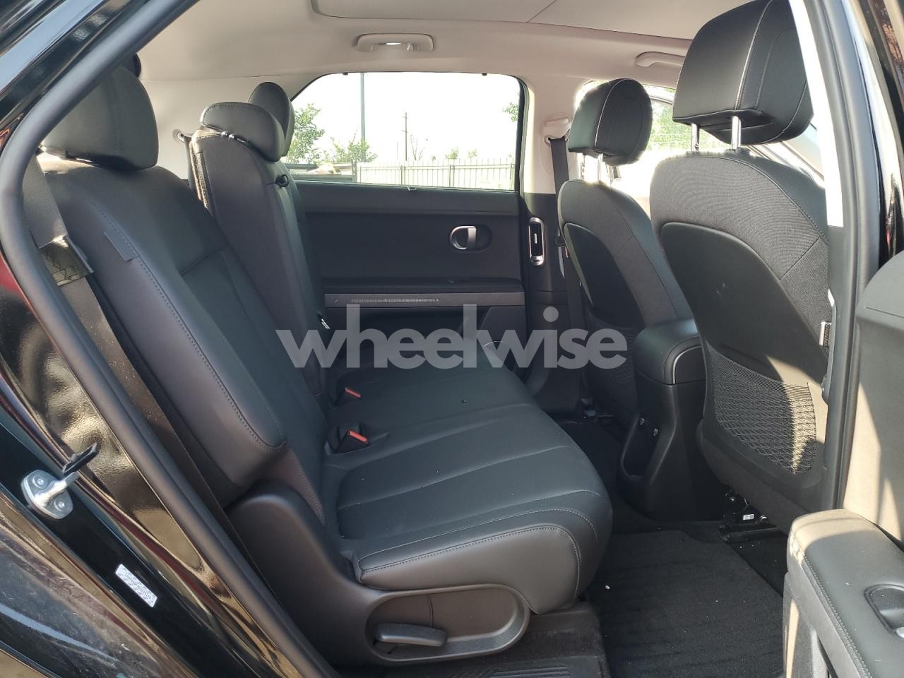 Photo 11 of 2024 HYUNDAI IONIQ 5 LIMITED (VIN KM8KRDDF8RU249149)