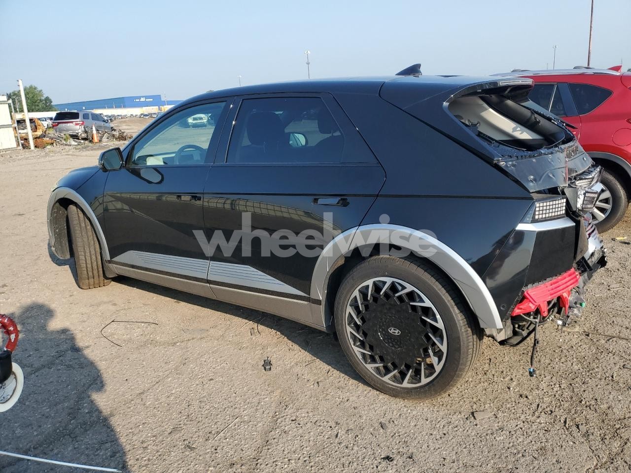 Photo 2 of 2024 HYUNDAI IONIQ 5 LIMITED (VIN KM8KRDDF8RU249149)