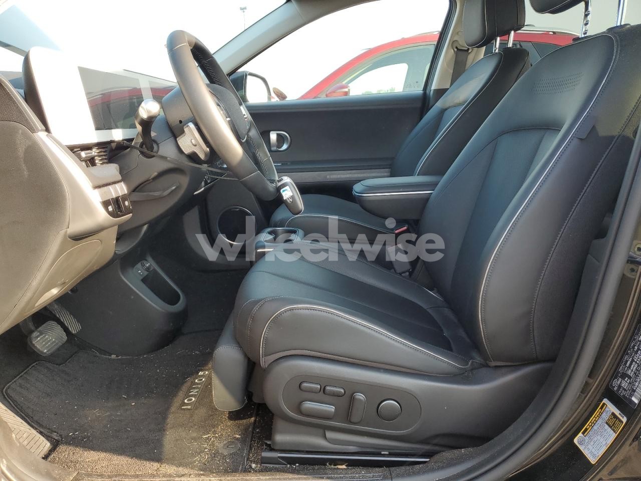 Photo 7 of 2024 HYUNDAI IONIQ 5 LIMITED (VIN KM8KRDDF8RU249149)