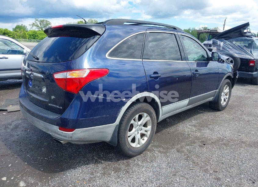 Photo 4 of 2010 Hyundai Veracruz GLS (VIN KM8NU4CC5AU111124)