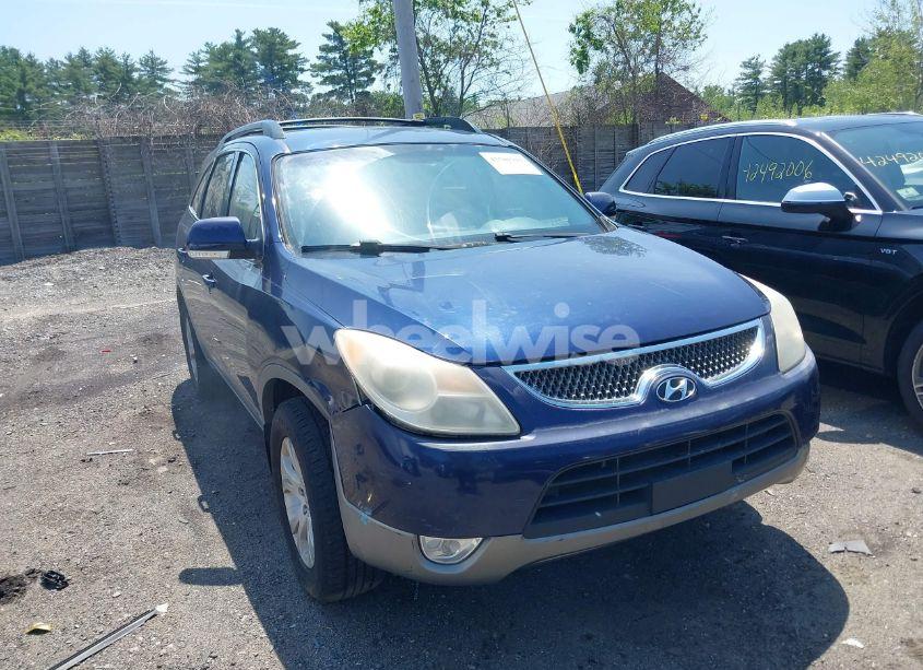2011 Hyundai Veracruz GLS (VIN KM8NU4CC8BU140005) main photo