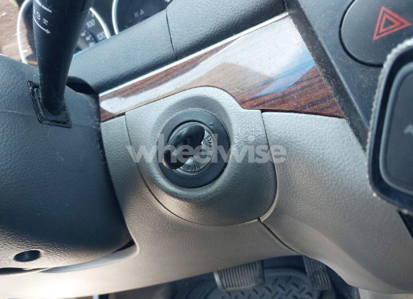 Photo 11 of 2011 Hyundai Veracruz GLS (VIN KM8NU4CC8BU140005)