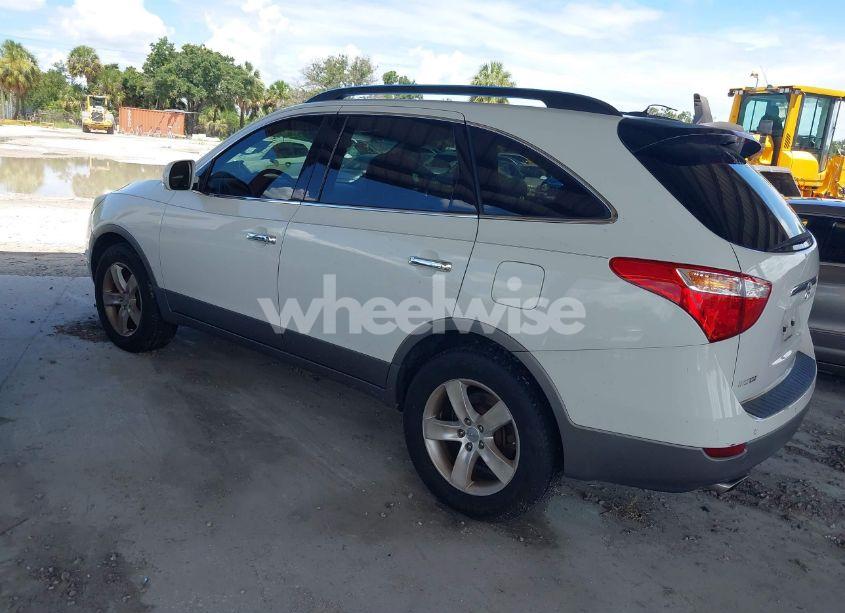 Photo 3 of 2011 Hyundai Veracruz LIMITED (VIN KM8NU4CCXBU165990)