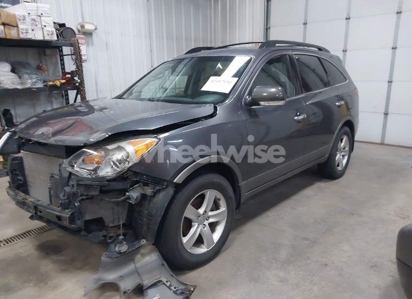 Photo 2 of 2010 Hyundai Veracruz LIMITED (VIN KM8NUDCC4AU135656)