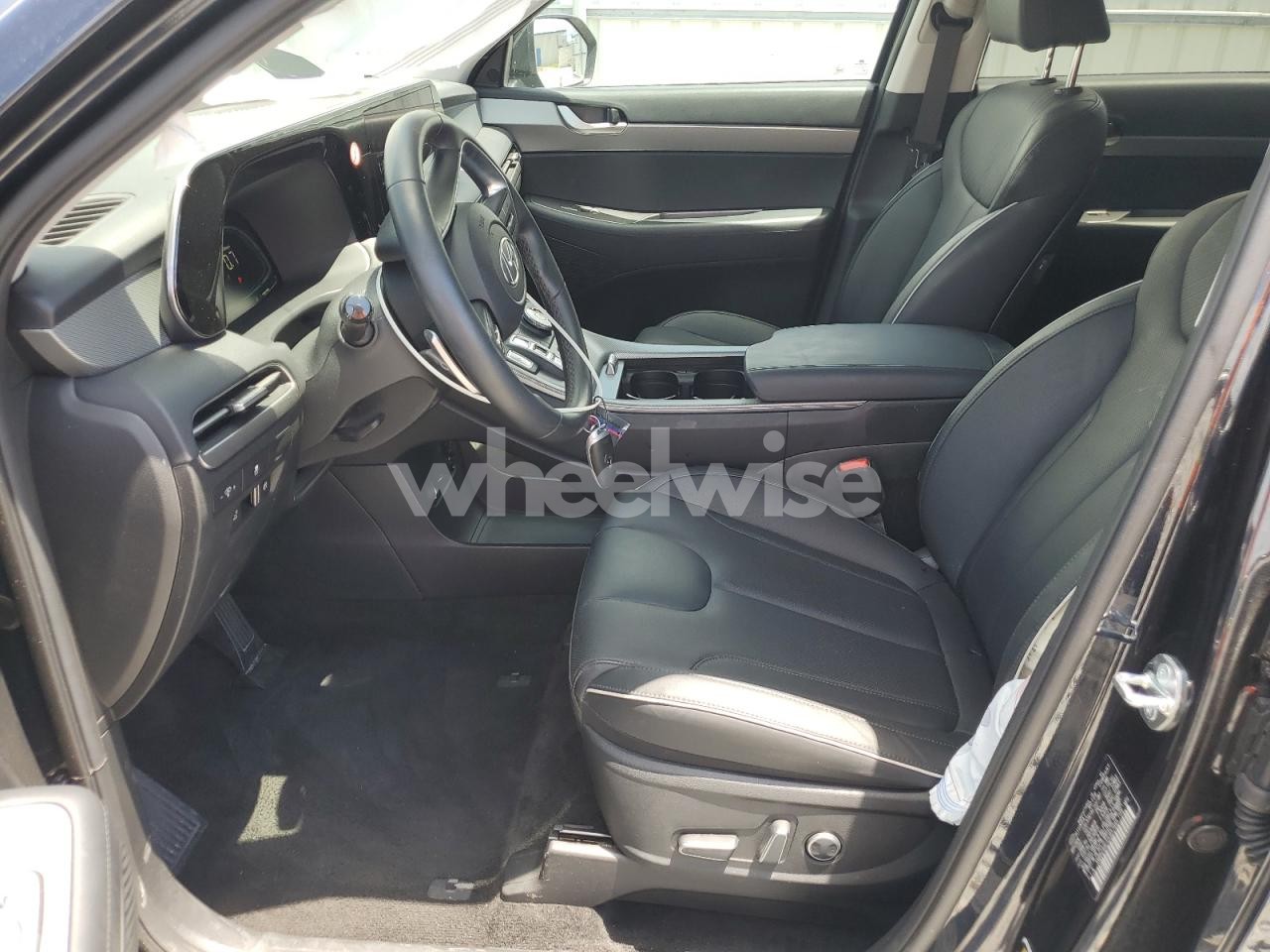 Photo 7 of 2025 HYUNDAI PALISADE SEL (VIN KM8R24GE3SU857995)