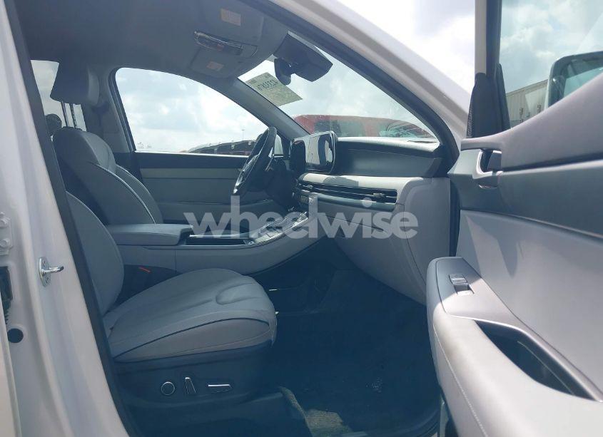 Photo 5 of 2025 Hyundai Palisade SEL (VIN KM8R24GE4SU831034)