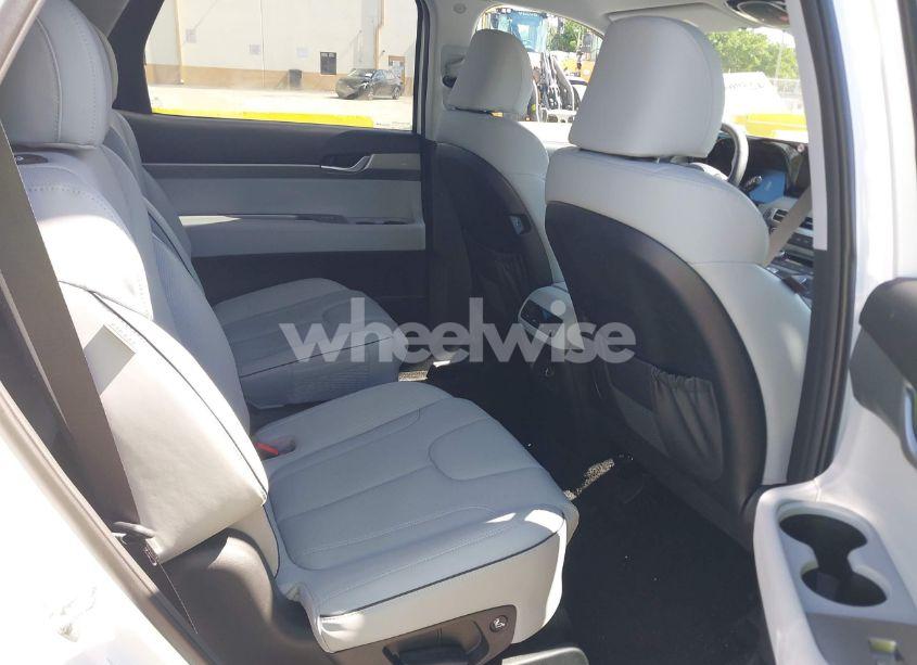 Photo 8 of 2025 Hyundai Palisade SEL (VIN KM8R24GE7SU880101)