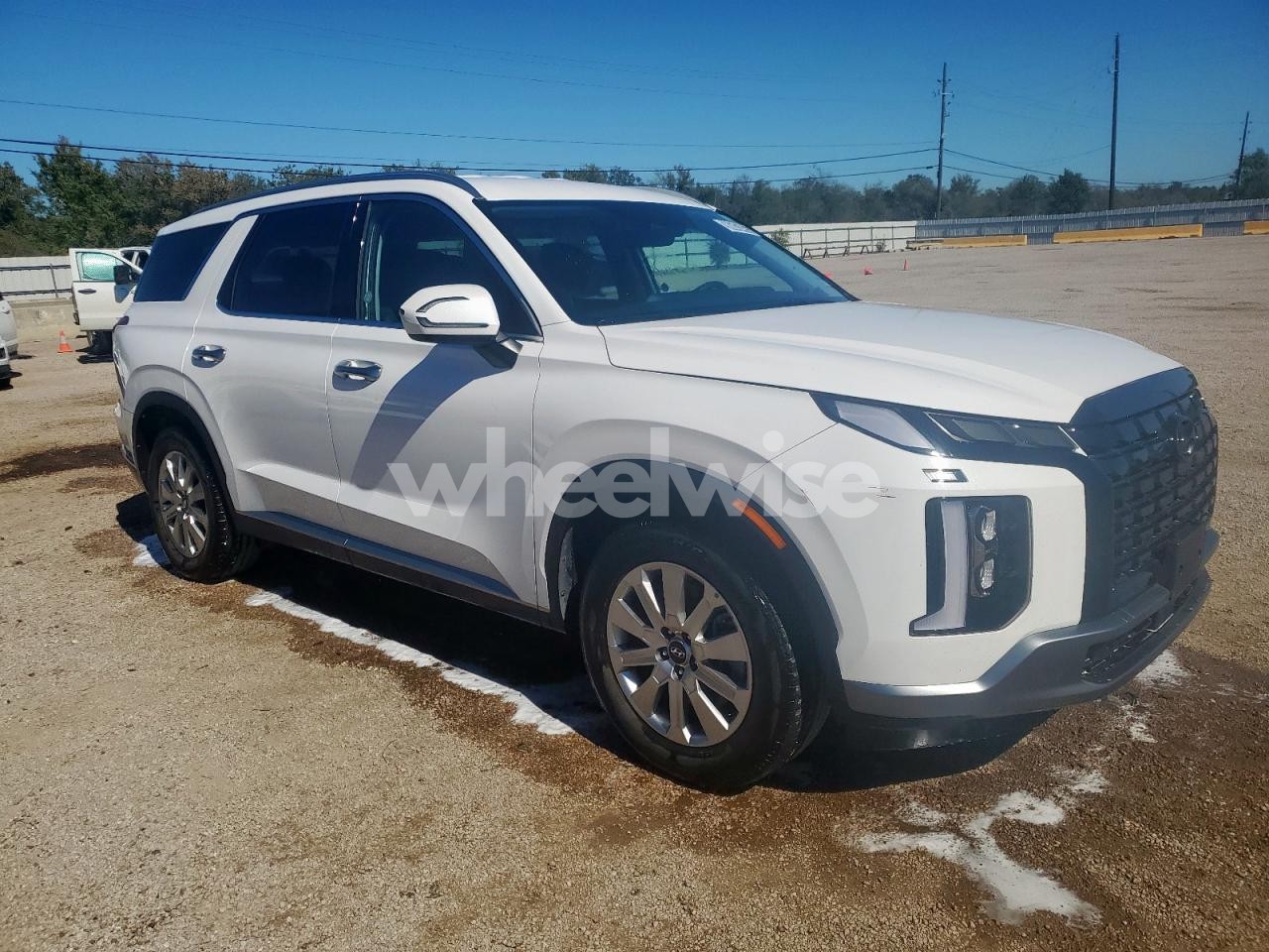 Photo 4 of 2025 HYUNDAI PALISADE SEL (VIN KM8R2DGE1SU903758)