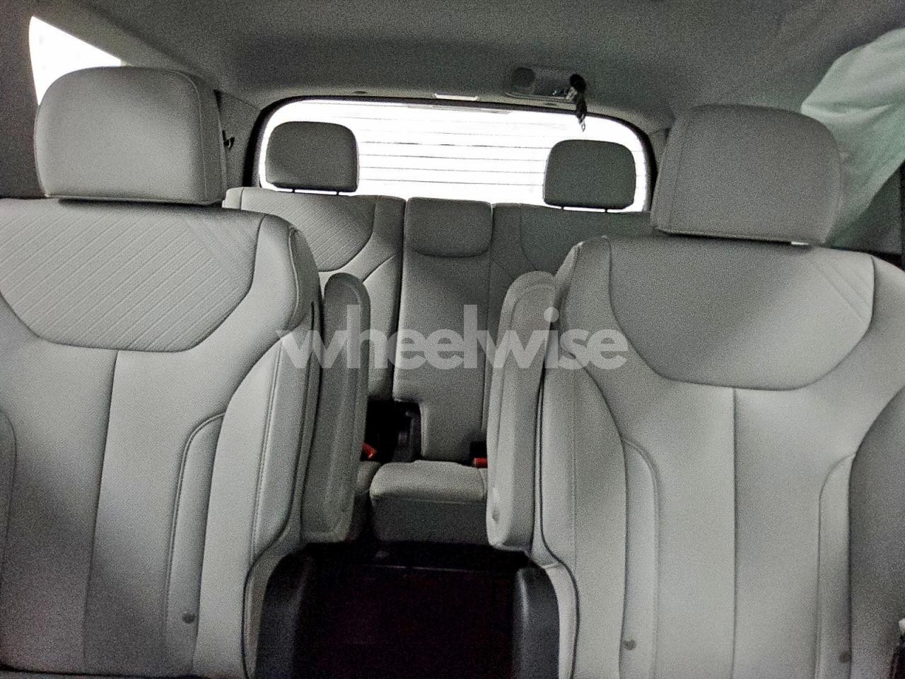 Photo 10 of 2025 HYUNDAI PALISADE SEL (VIN KM8R2DGE2SU860645)