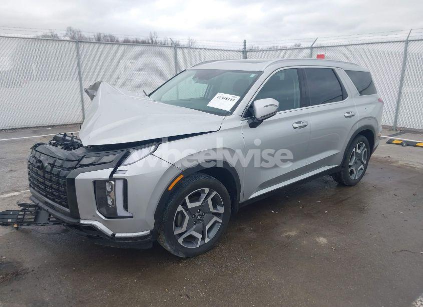 Photo 2 of 2024 Hyundai Palisade SEL (VIN KM8R44GE0RU685154)