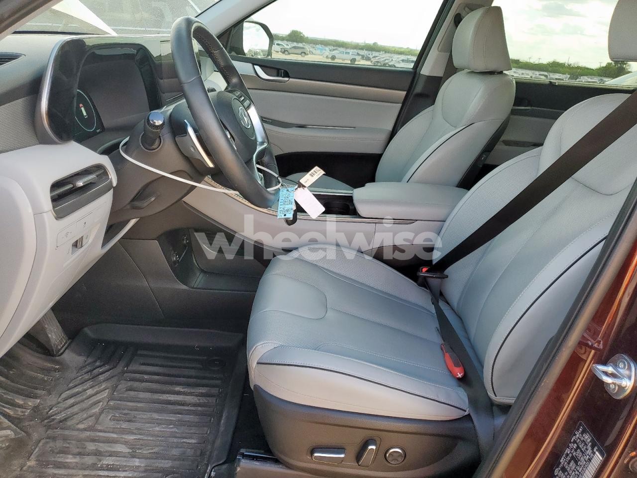 Photo 7 of 2025 HYUNDAI PALISADE SEL PREMIUM (VIN KM8R44GE3SU829351)