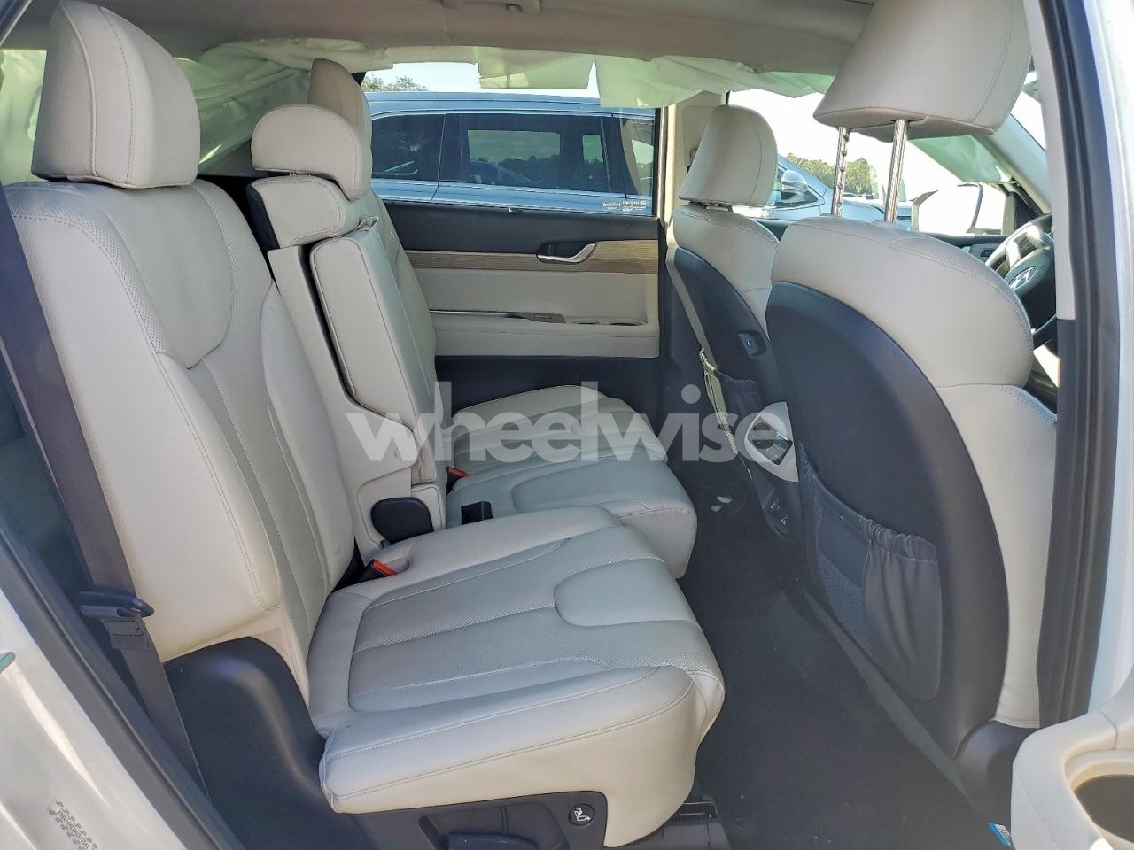 Photo 11 of 2022 HYUNDAI PALISADE SEL (VIN KM8R44HE6NU376541)