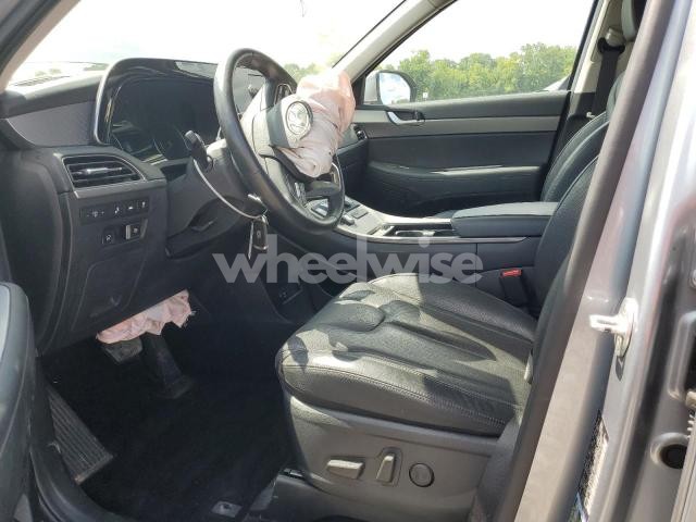 Photo 3 of 2020 HYUNDAI PALISADE SEL (VIN KM8R44HE7LU085513)