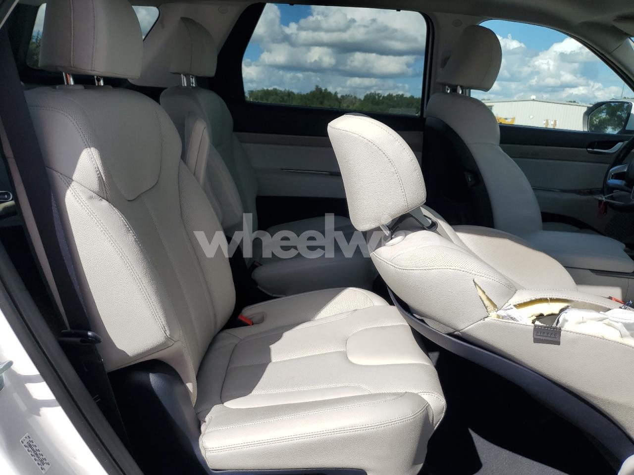 Photo 11 of 2022 HYUNDAI PALISADE SEL (VIN KM8R44HE8NU413556)