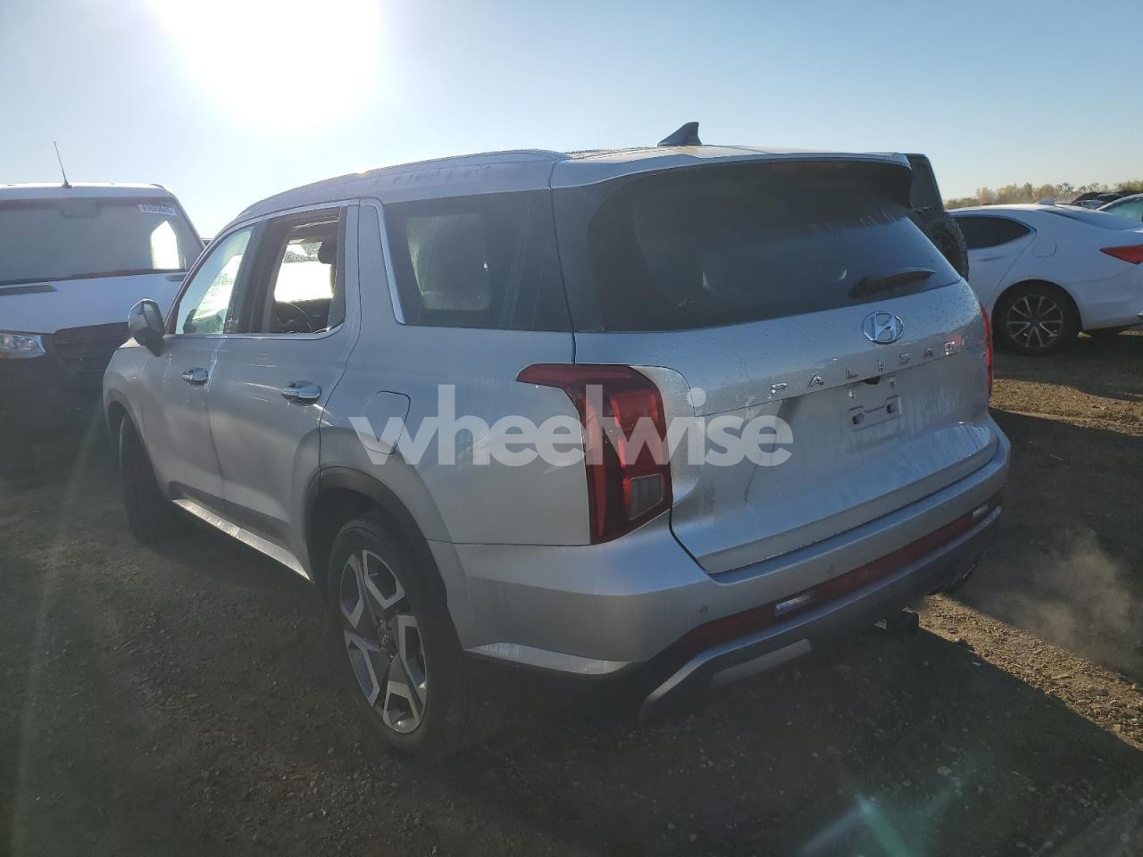 Photo 2 of 2025 HYUNDAI PALISADE SEL PREMIUM (VIN KM8R4DGE6SU913857)