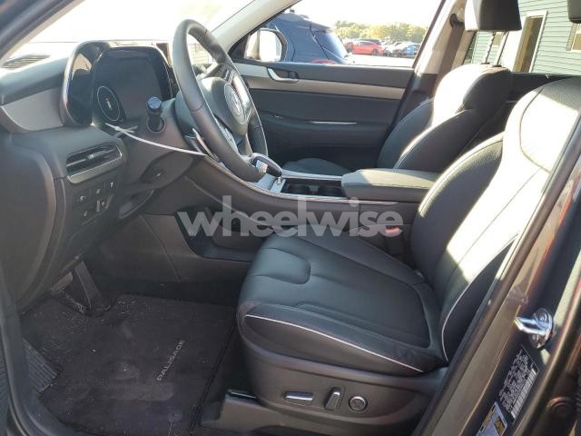 Photo 2 of 2025 HYUNDAI PALISADE SEL PREMIUM (VIN KM8R4DGE8SU950134)