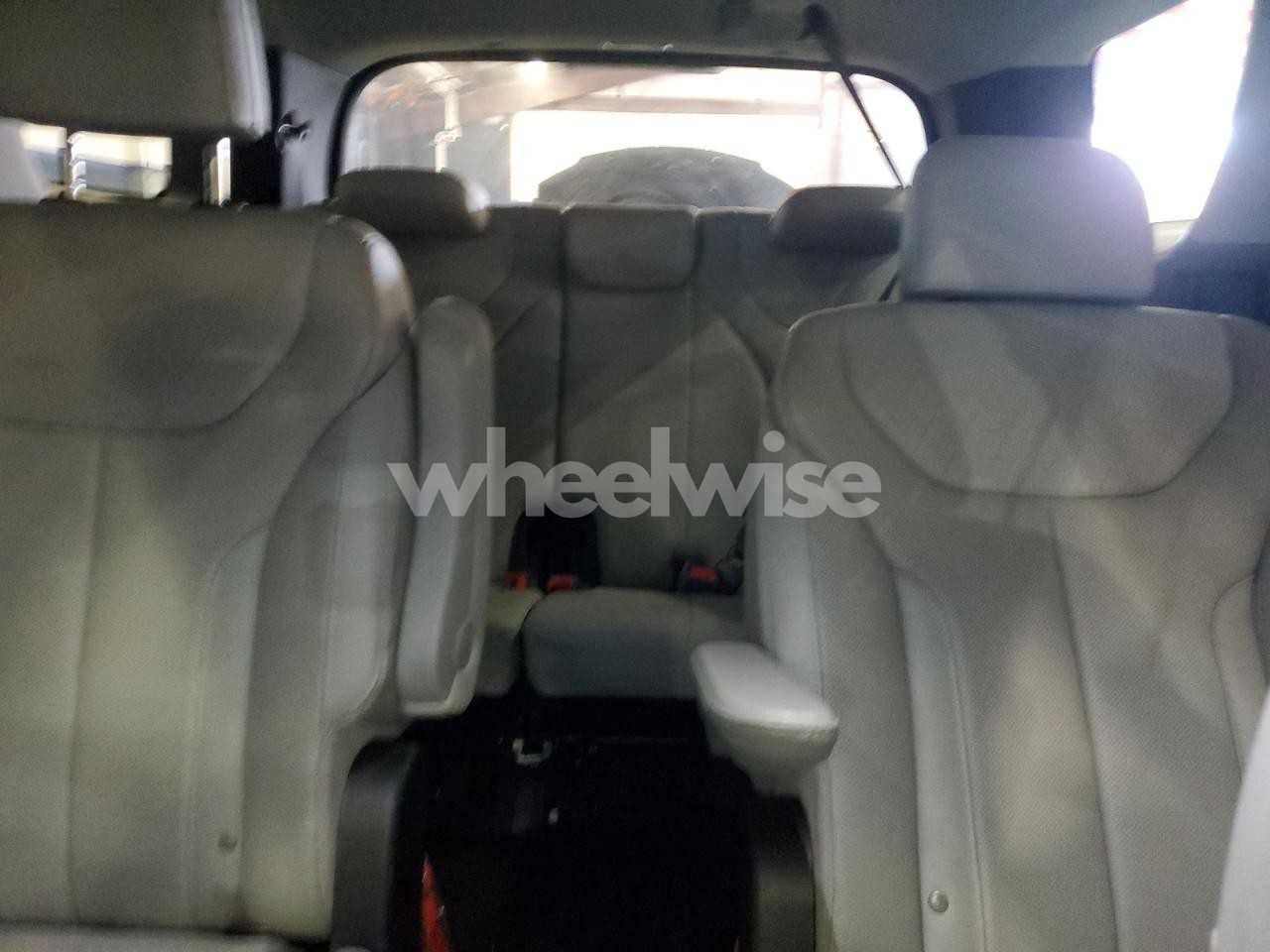 Photo 10 of 2021 HYUNDAI PALISADE SEL (VIN KM8R4DHE8MU280618)