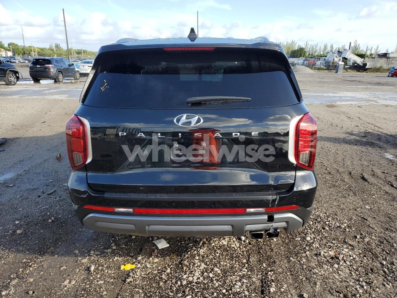 Photo 6 of 2024 HYUNDAI PALISADE LIMITED (VIN KM8R54GE0RU669887)