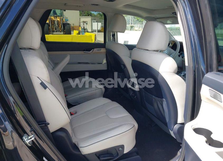 Photo 8 of 2024 Hyundai Palisade LIMITED (VIN KM8R54GE1RU713833)