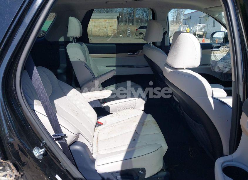 Photo 8 of 2024 Hyundai Palisade LIMITED (VIN KM8R54GE6RU695555)