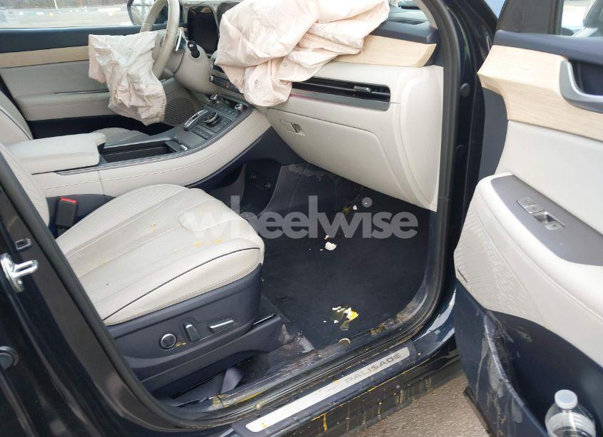 Photo 5 of 2024 Hyundai Palisade LIMITED (VIN KM8R5DGE8RU704918)