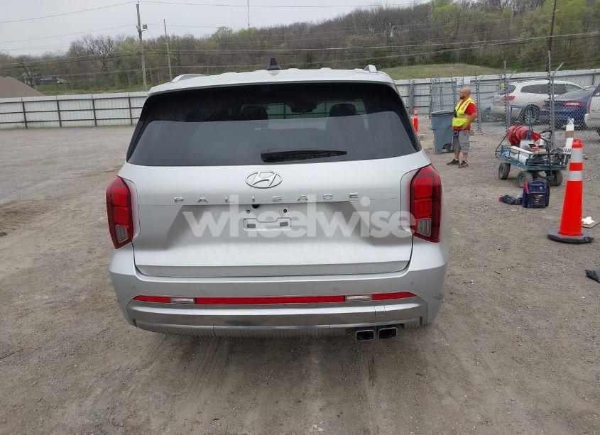 Photo 16 of 2024 Hyundai Palisade CALLIGRAPHY (VIN KM8R74GEXRU771451)
