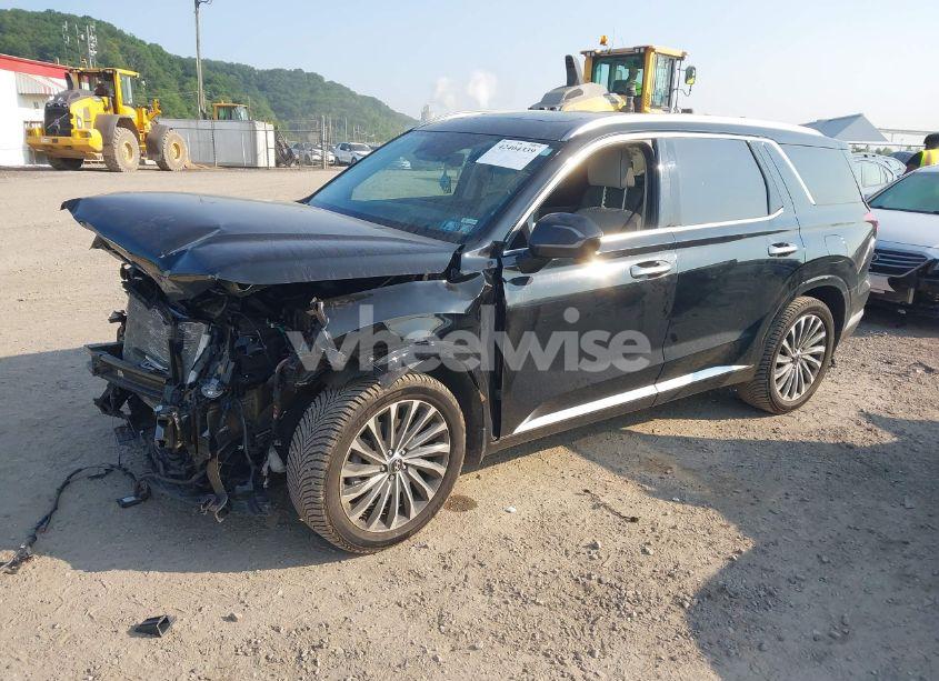 Photo 2 of 2023 Hyundai Palisade CALLIGRAPHY (VIN KM8R7DGE6PU542231)