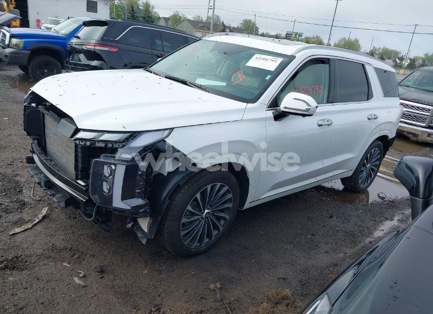 Photo 2 of 2024 Hyundai Palisade CALLIGRAPHY (VIN KM8R7DGE7RU711241)