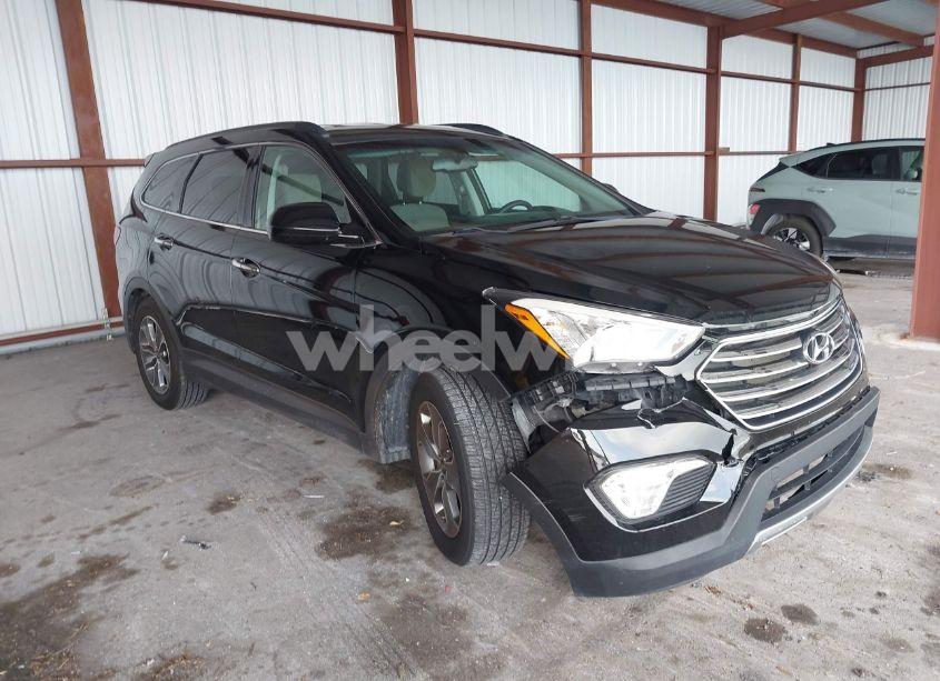 2016 Hyundai Santa FE SE (VIN KM8SM4HF3GU133413) main photo