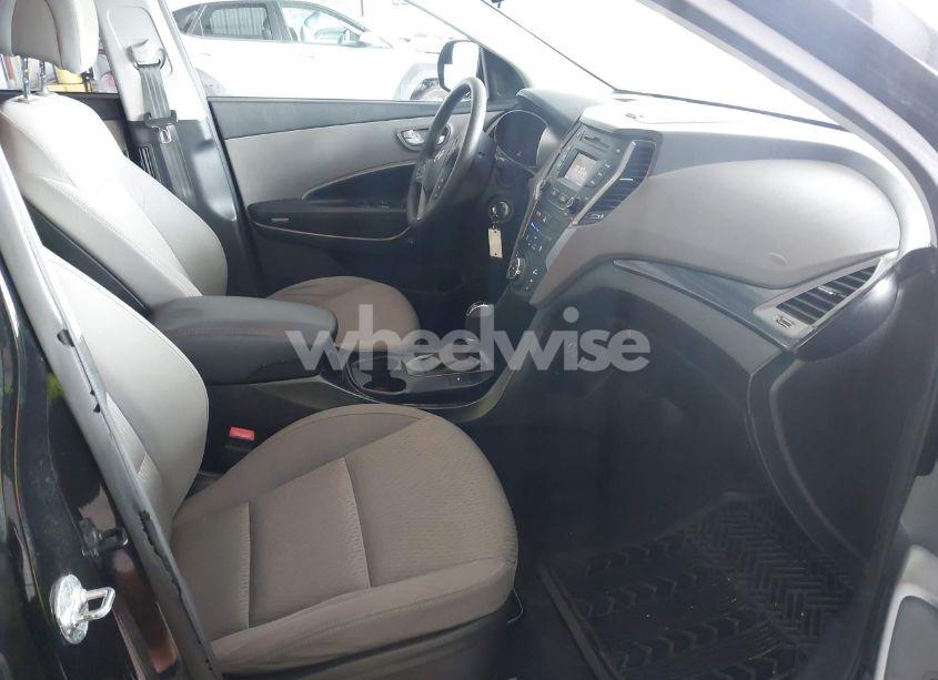 Photo 5 of 2016 Hyundai Santa FE SE (VIN KM8SM4HF3GU133413)