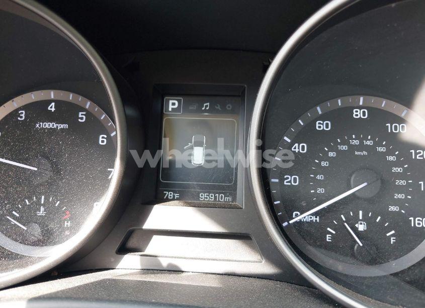 Photo 7 of 2017 Hyundai Santa FE SE (VIN KM8SM4HF4HU241170)