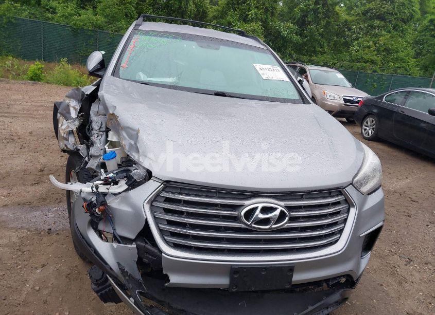 Photo 12 of 2017 Hyundai Santa FE SE (VIN KM8SM4HF5HU188379)