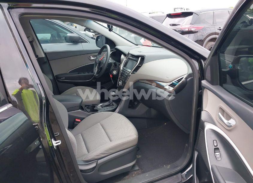 Photo 5 of 2017 Hyundai Santa FE SE (VIN KM8SM4HF5HU236477)