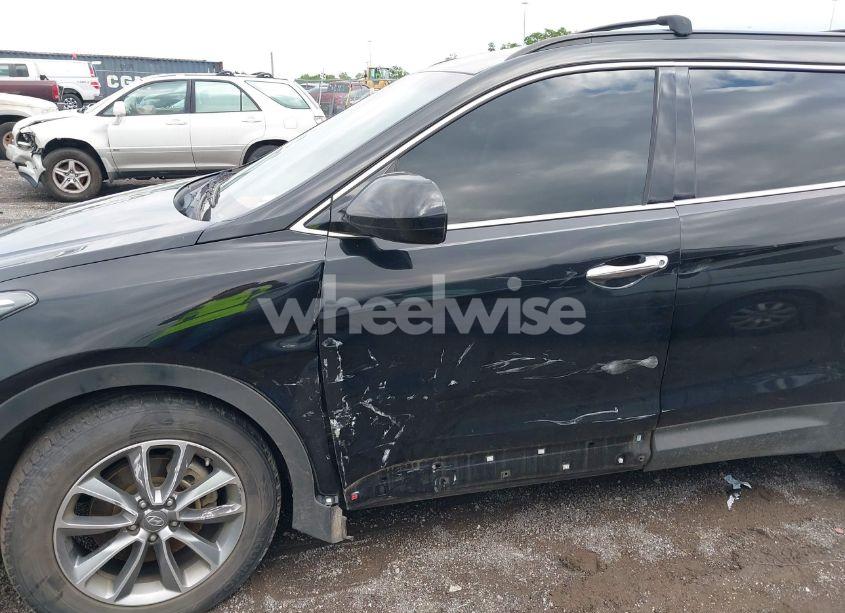 Photo 6 of 2017 Hyundai Santa FE SE (VIN KM8SM4HF5HU236477)