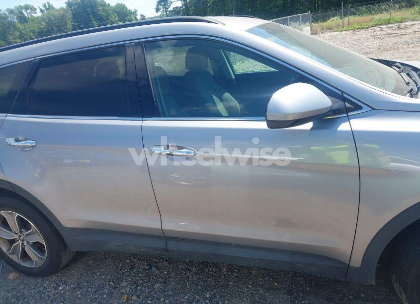 Photo 13 of 2016 Hyundai Santa FE SE (VIN KM8SMDHF0GU155983)