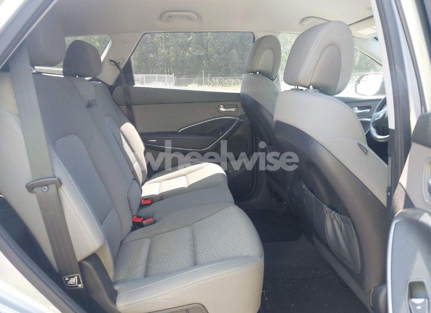 Photo 8 of 2016 Hyundai Santa FE SE (VIN KM8SMDHF0GU155983)