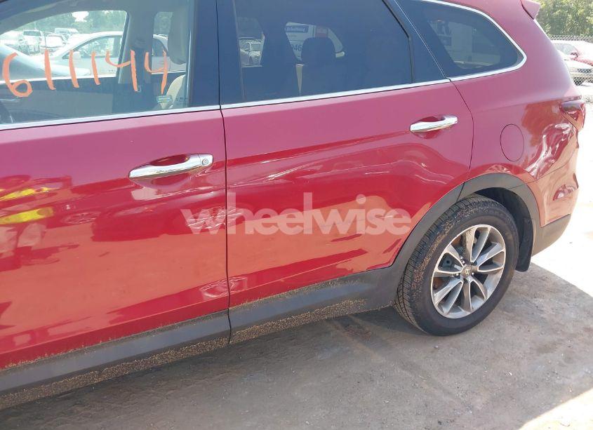 Photo 6 of 2017 Hyundai Santa FE SE (VIN KM8SMDHF2HU174200)