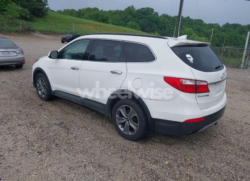 Photo 3 of 2016 Hyundai Santa FE SE (VIN KM8SMDHF4GU144534)