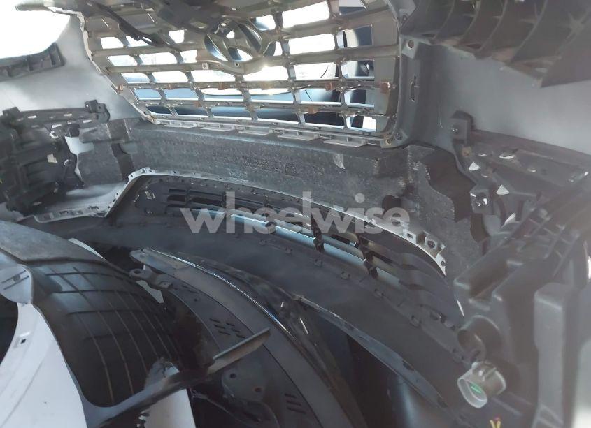 Photo 12 of 2017 Hyundai Santa FE SE (VIN KM8SMDHF5HU257085)