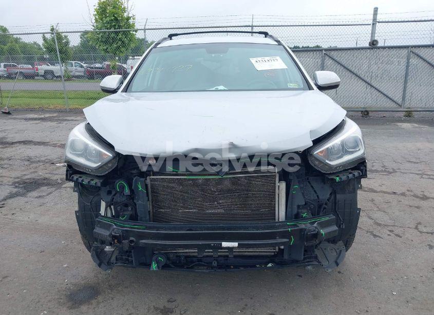 Photo 12 of 2017 Hyundai Santa FE SE (VIN KM8SMDHF9HU205507)