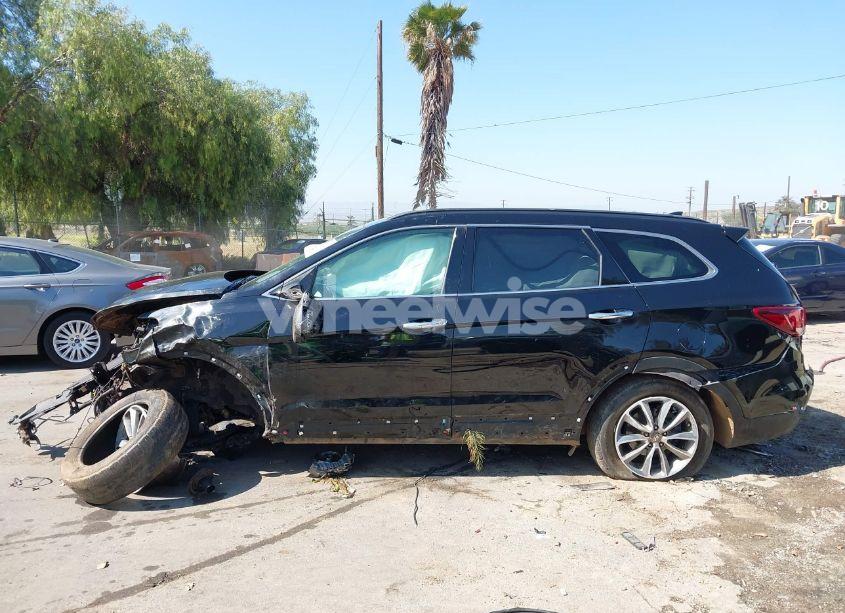 Photo 13 of 2017 Hyundai Santa FE SE (VIN KM8SMDHF9HU212134)