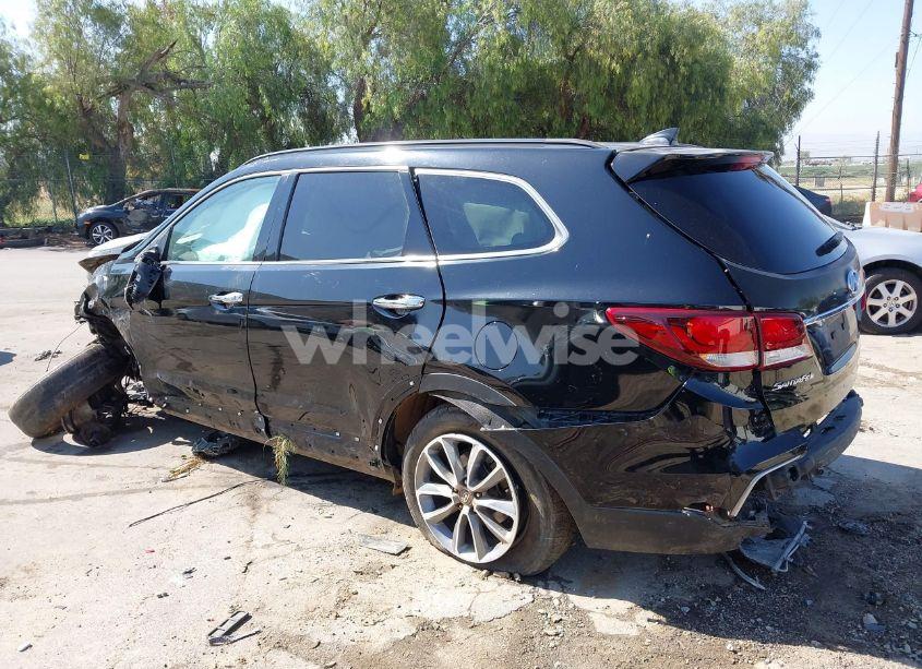 Photo 3 of 2017 Hyundai Santa FE SE (VIN KM8SMDHF9HU212134)